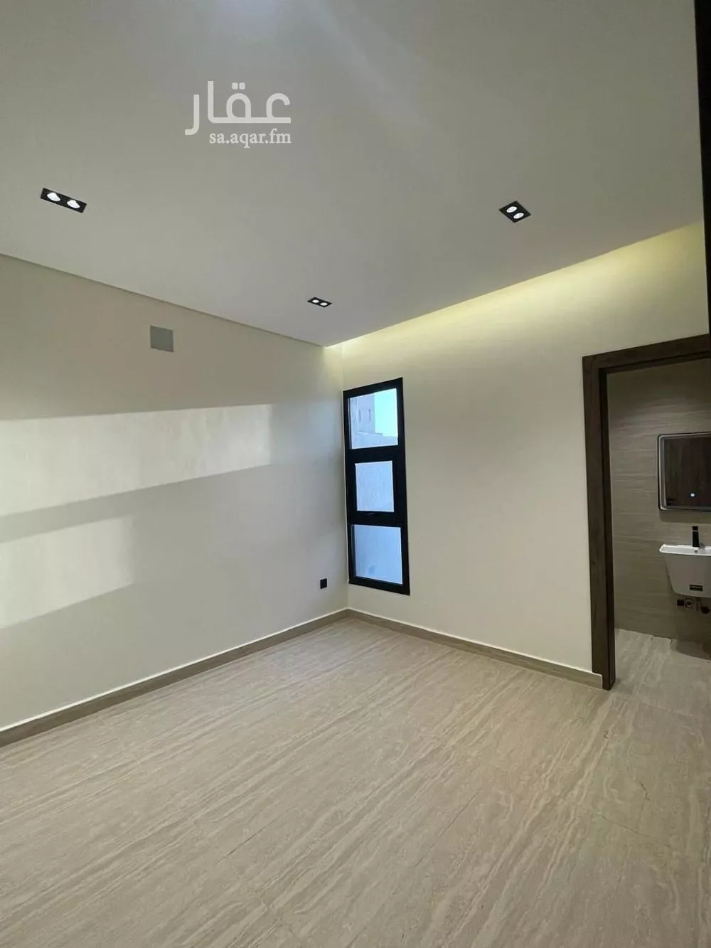 3 bedroom floor in As Suwaidi Al Gharabi 7