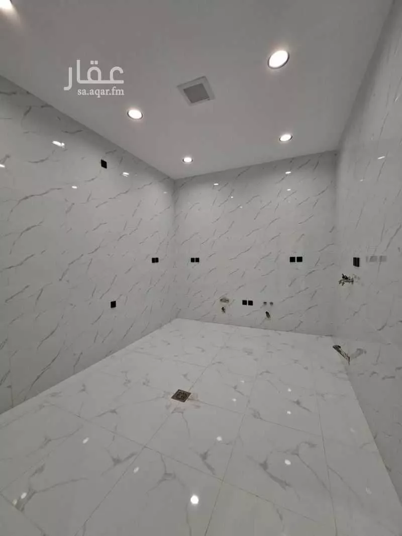 5 bedroom apartment in Ar Rayan 7