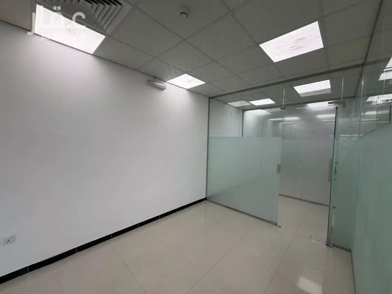 مكتب 12150 م² في الصحافة 11