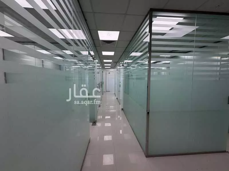 مكتب 12150 م² في الصحافة 5