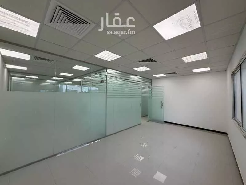 مكتب 12150 م² في الصحافة 9