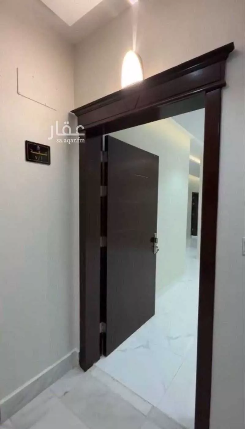 شقة 5 غرف في الصفا 7