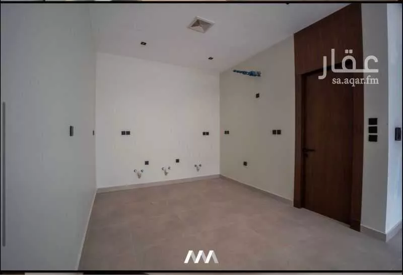 شقة 4 غرف في الزهراء 11