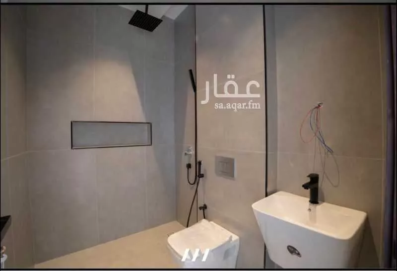 شقة 4 غرف في الزهراء 12