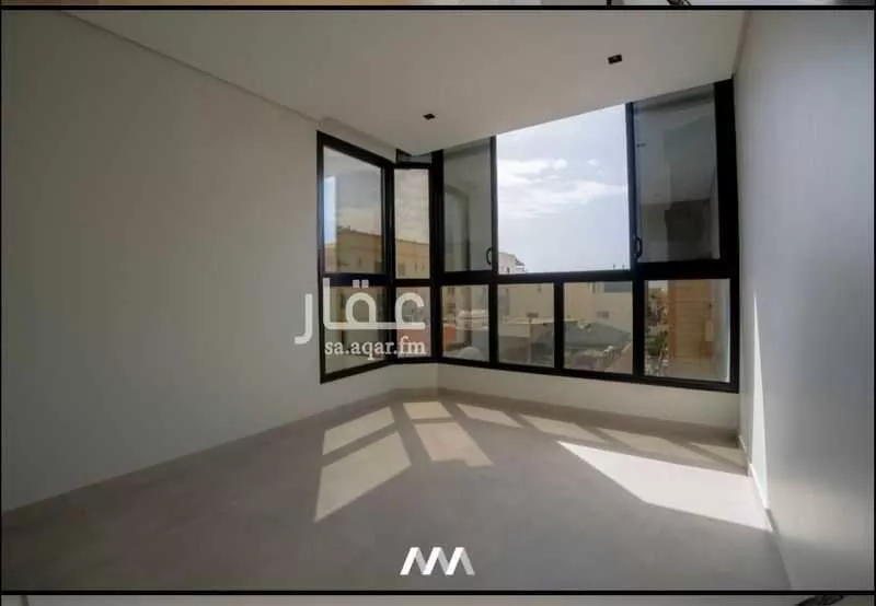 شقة 4 غرف في الزهراء 13