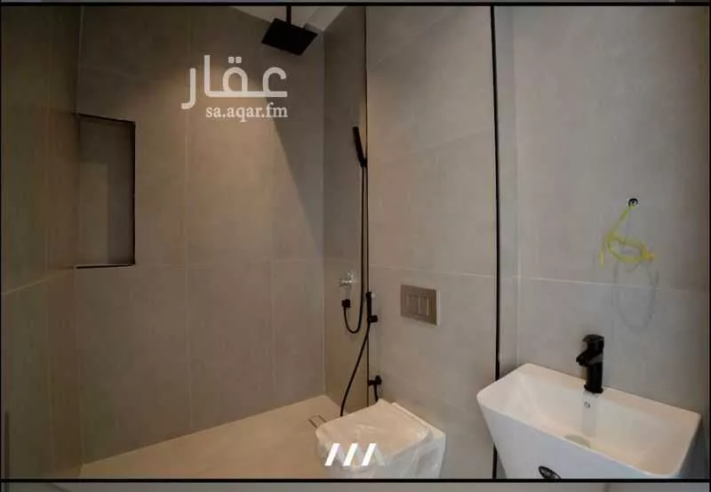 شقة 4 غرف في الزهراء 9