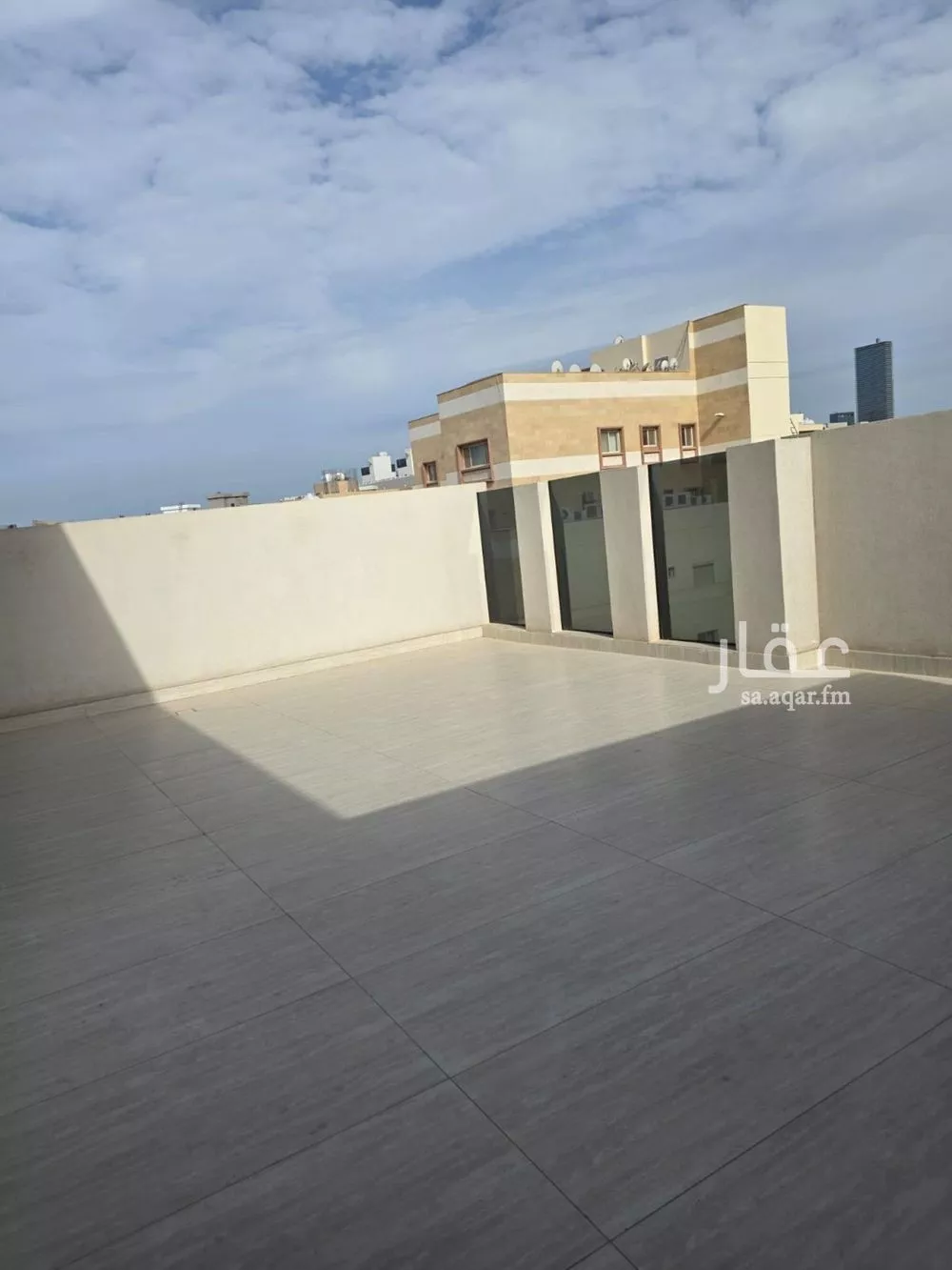 شقة 5 غرف في النهضة 10