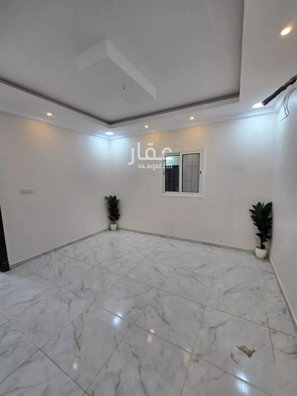 فيلا 7 غرف في ضاحية الملك فهد 10