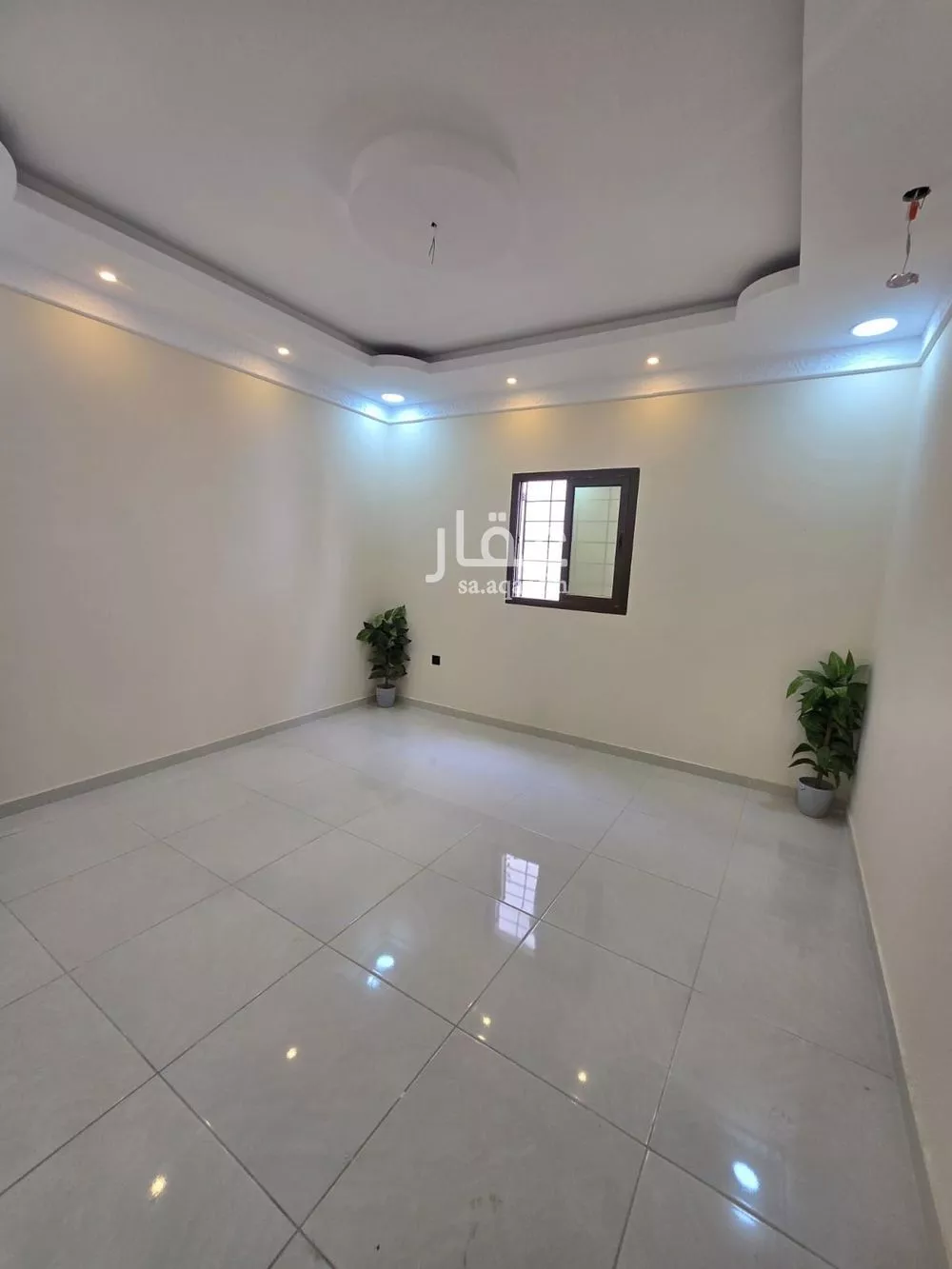 فيلا 9 غرف في ضاحية الملك فهد 16