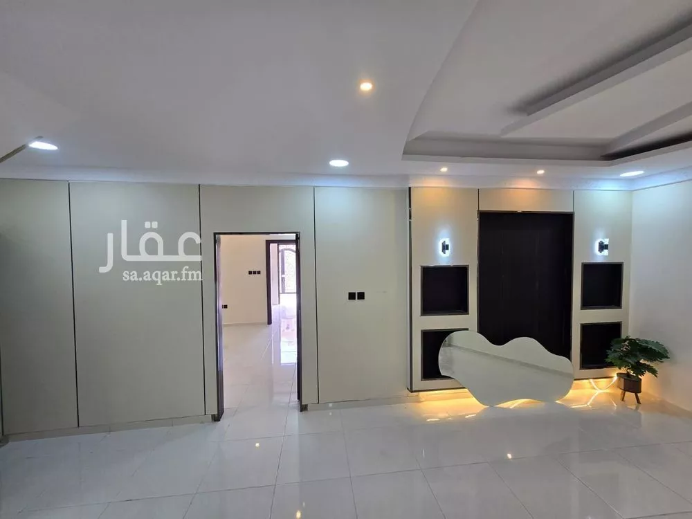 فيلا 9 غرف في ضاحية الملك فهد 17