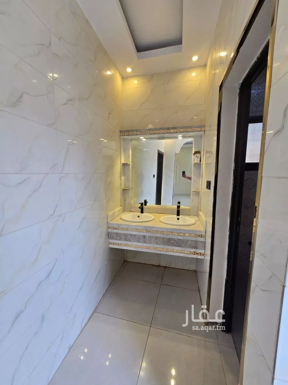 فيلا 9 غرف في ضاحية الملك فهد 25