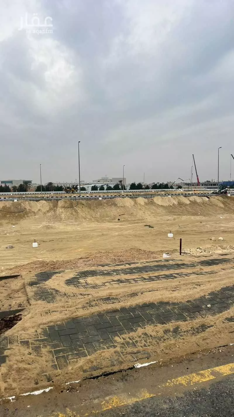 أرض 375 م² في الإتصالات 2