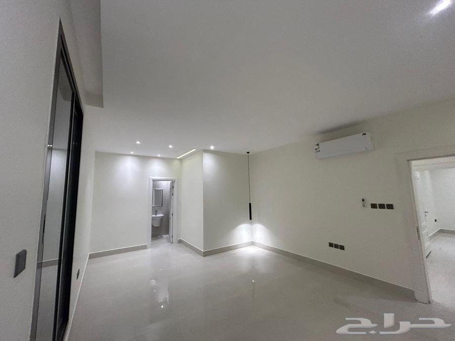 3 bedroom apartment in Al Qairawan 11