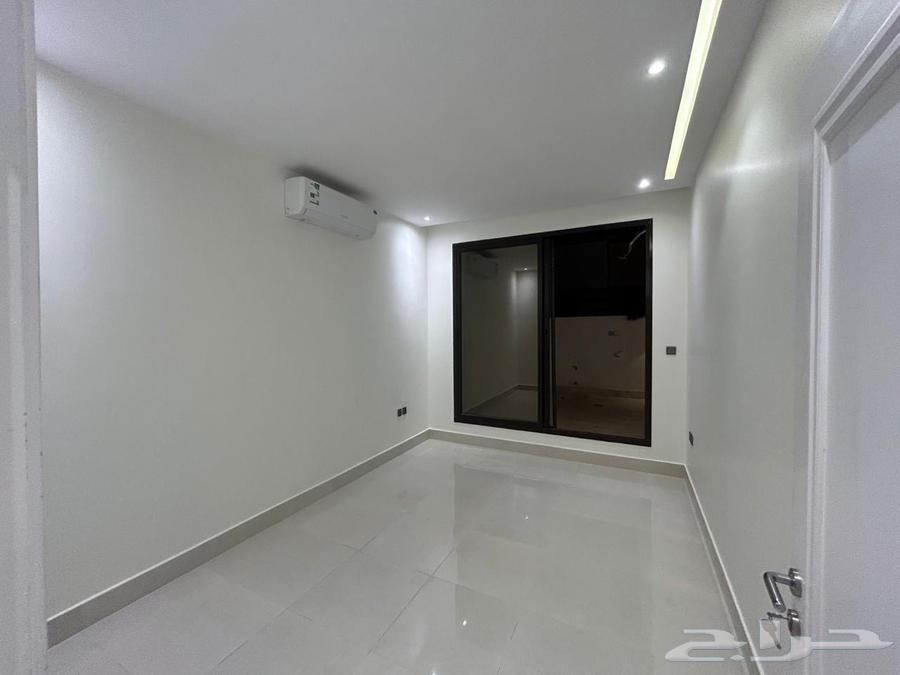 3 bedroom apartment in Al Qairawan 10