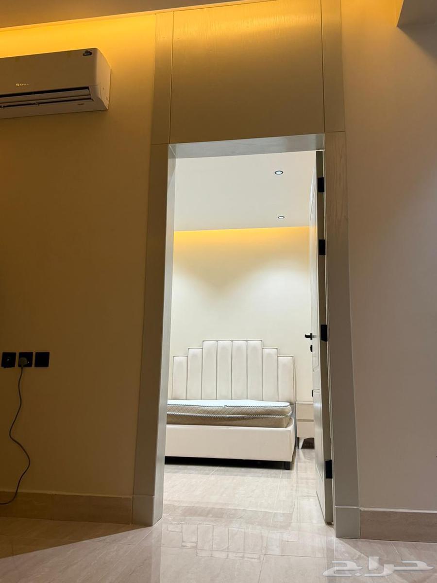 شقة 2 غرف في القادسية 8