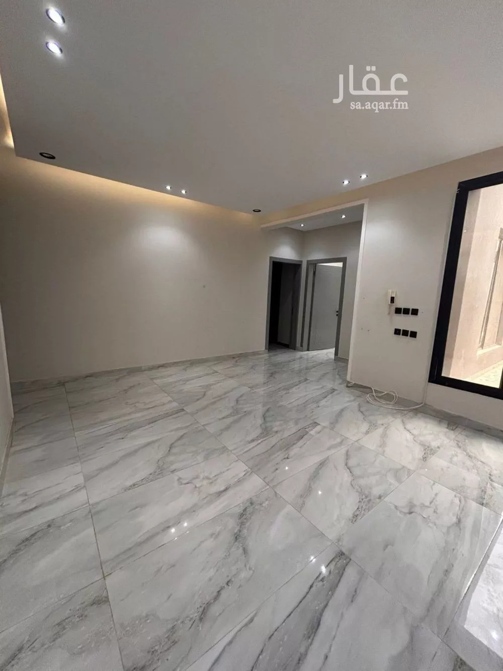 3 bedroom floor in Okaz 8