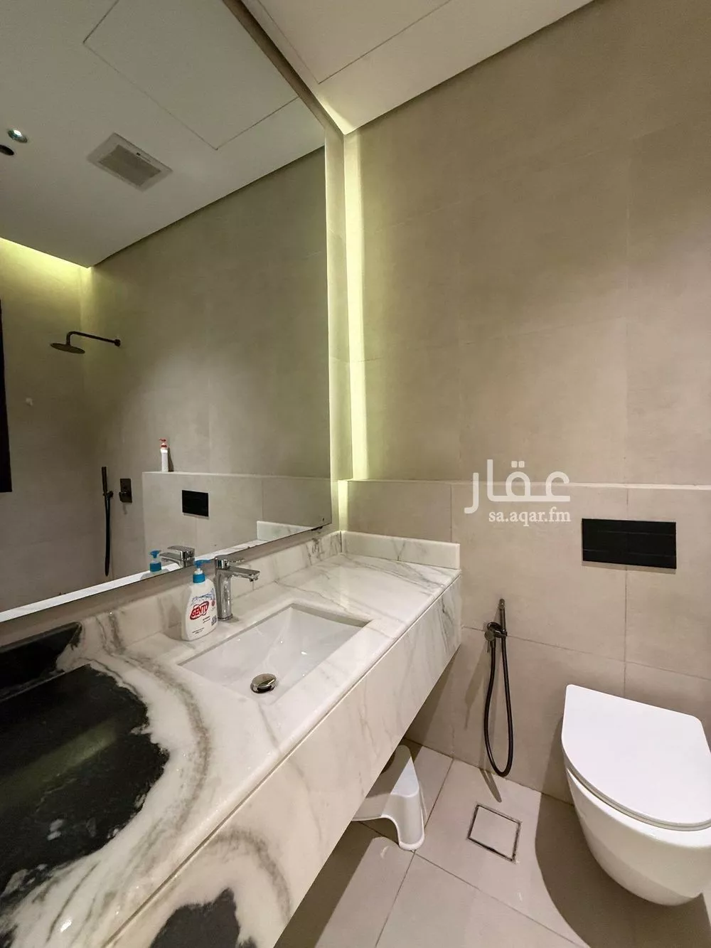 شقة 3 غرف في العارض 18