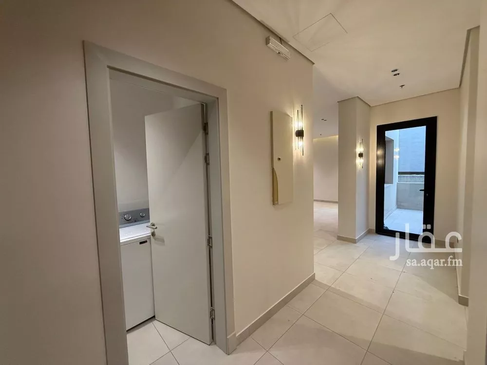 شقة 3 غرف في العارض 3