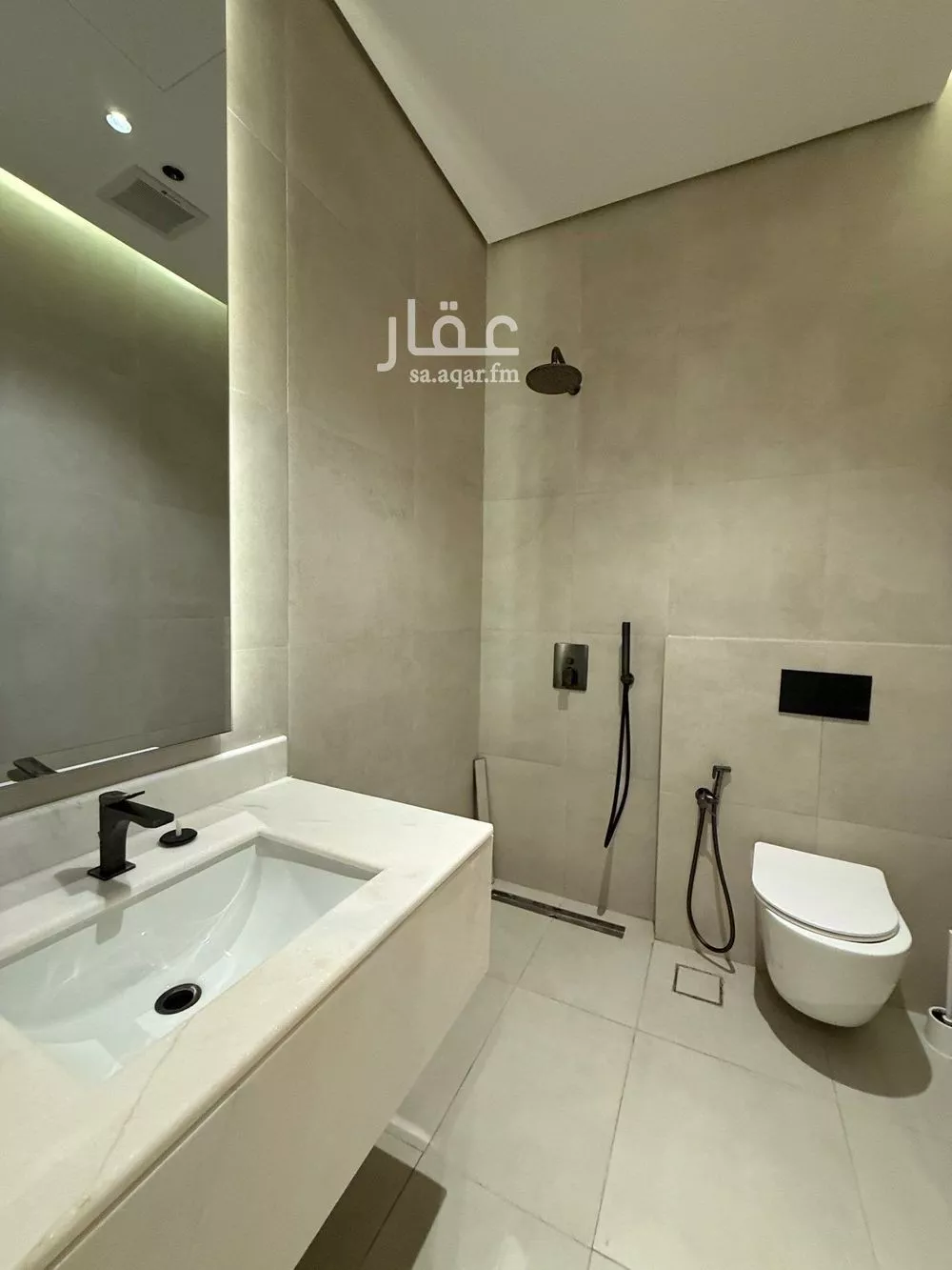 شقة 3 غرف في العارض 21