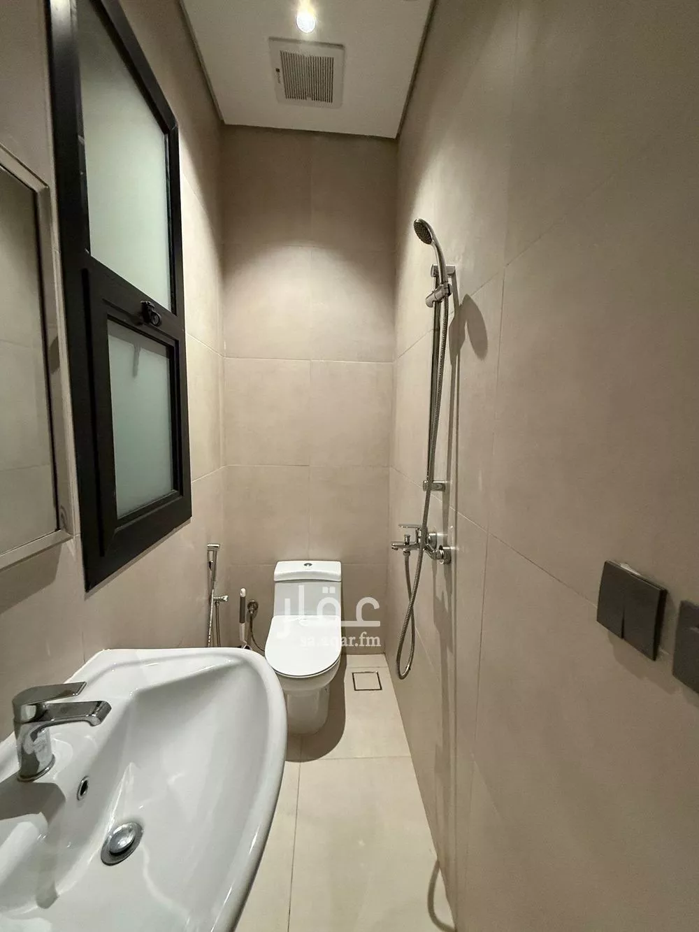 شقة 3 غرف في العارض 6