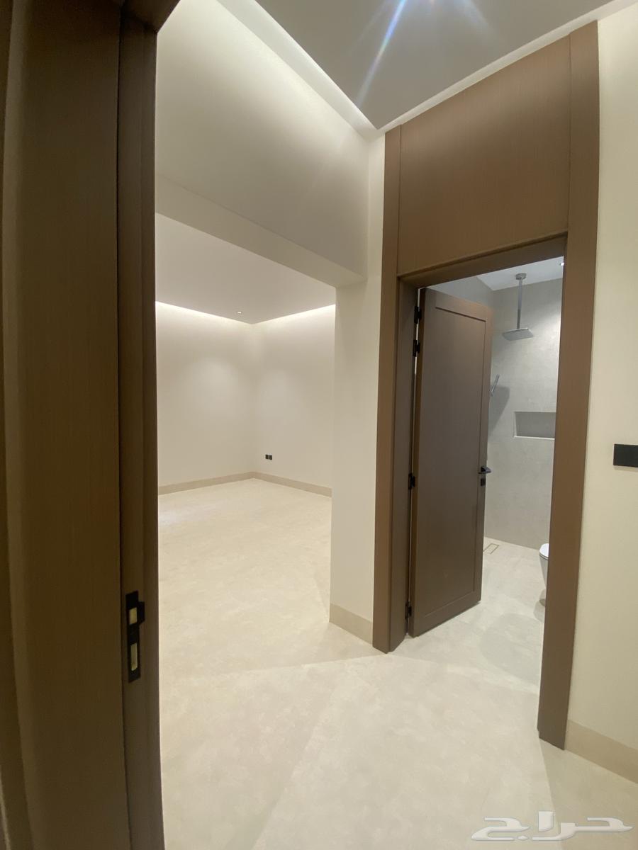 فيلا 8 غرف في النهضة 12