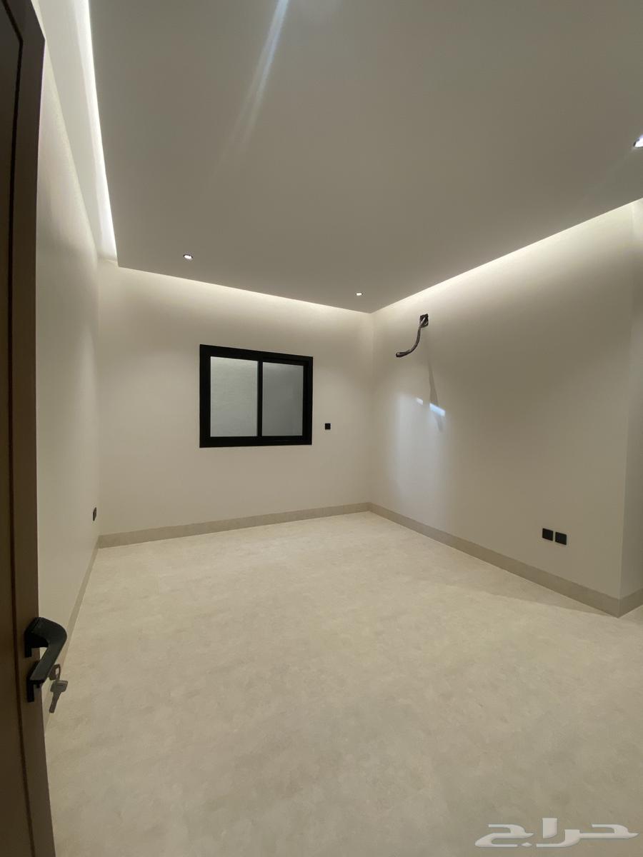 فيلا 8 غرف في النهضة 5