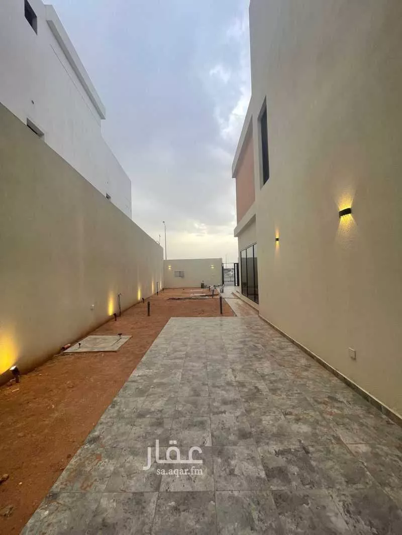 فيلا 3 غرف في الجنادرية 5