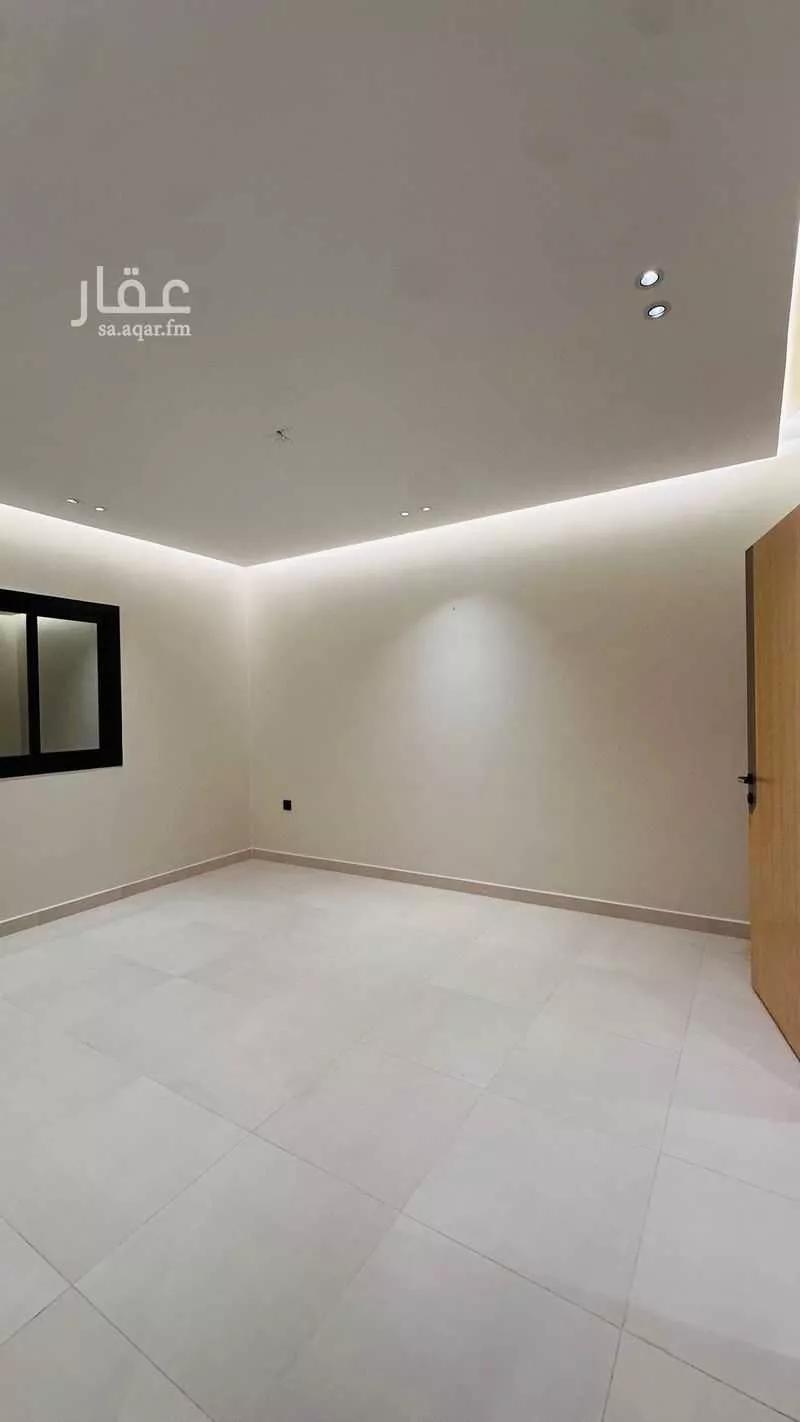 شقة 4 غرف في الواحة 6