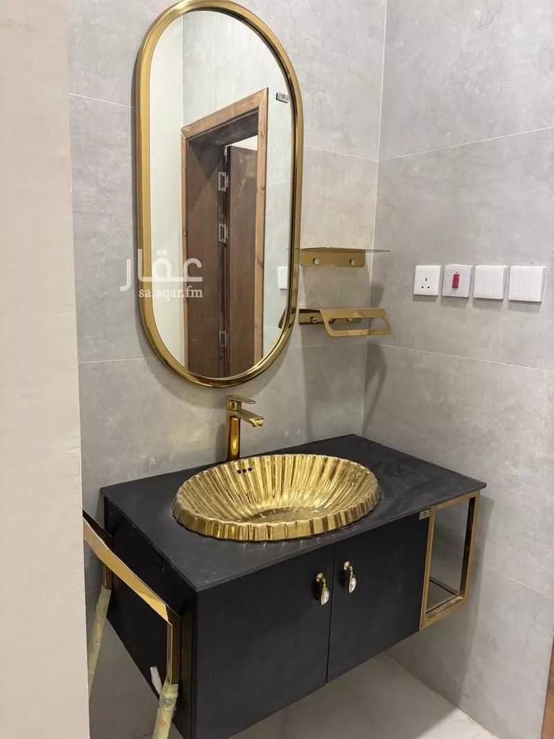 شقة 5 غرف في الفروسية 2