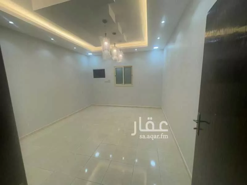 شقة 4 غرف في النور 7