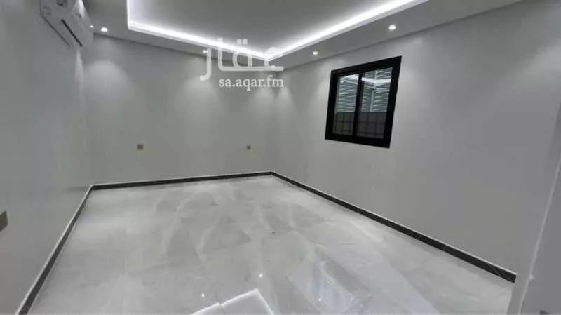 شقة 4 غرف في الروابي 3