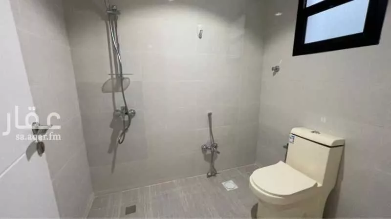 شقة 4 غرف في الروابي 5