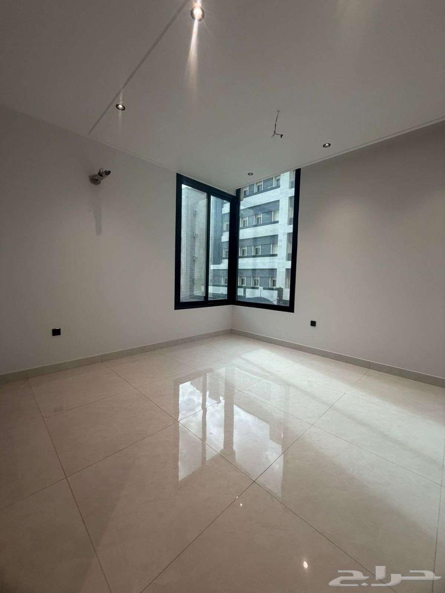 شقة 4 غرف في السلامة 7