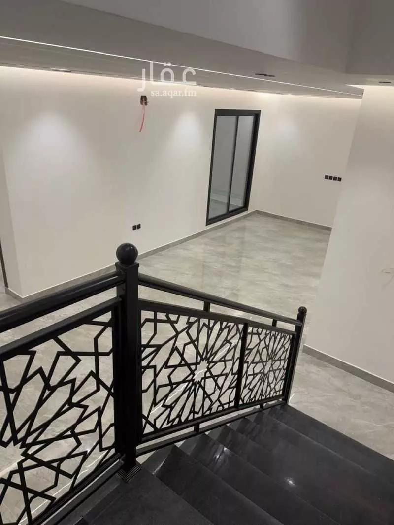 فيلا 9 غرف في ظهرة لبن 10