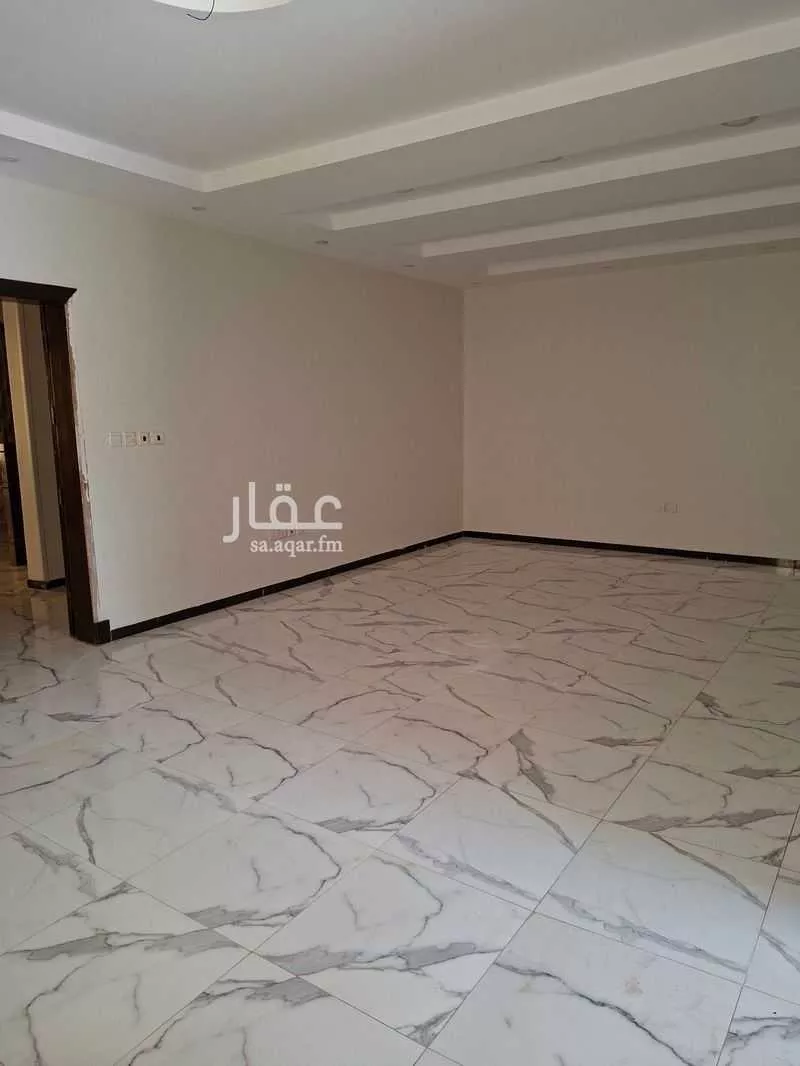 فيلا 8 غرف في الصالحية 11