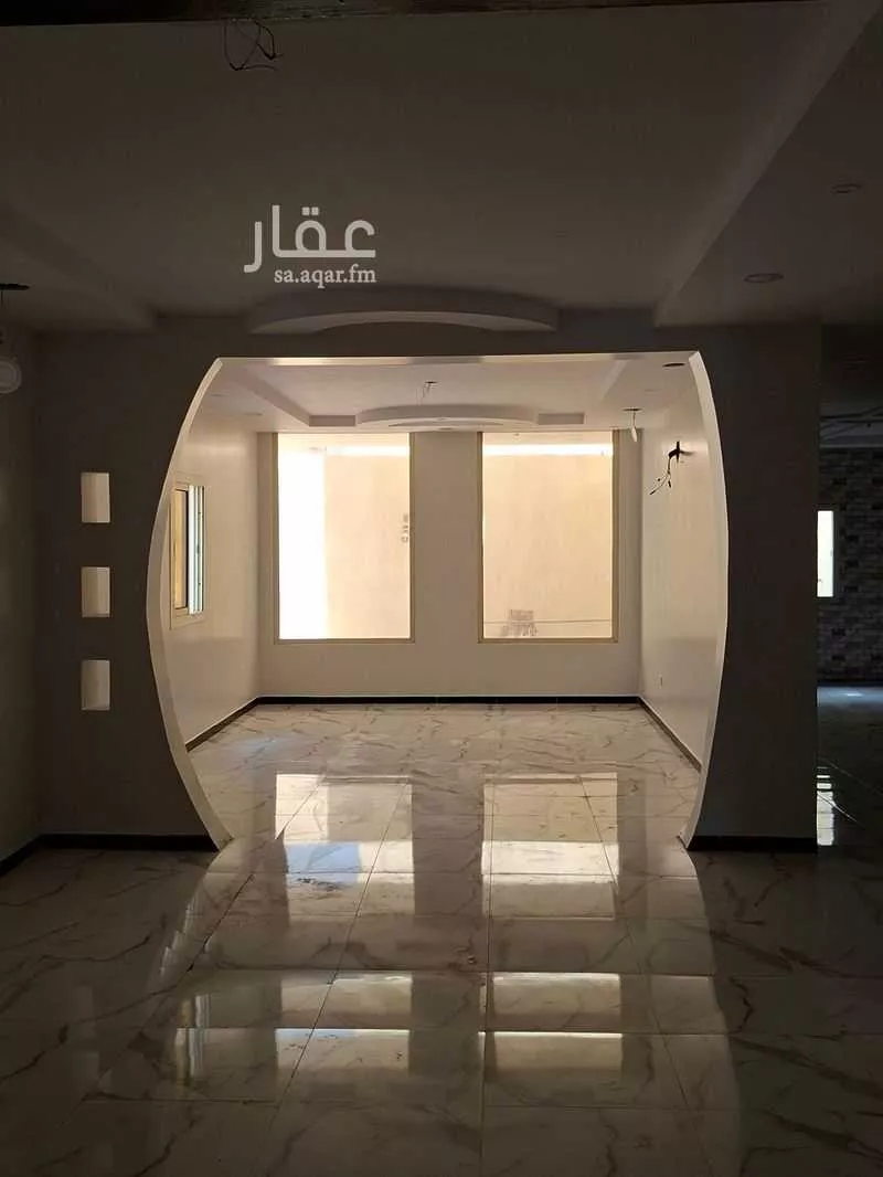 فيلا 8 غرف في الصالحية 15