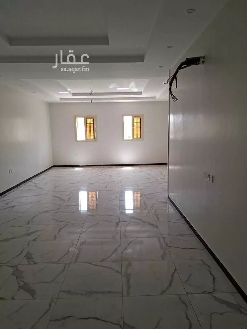 فيلا 8 غرف في الصالحية 9