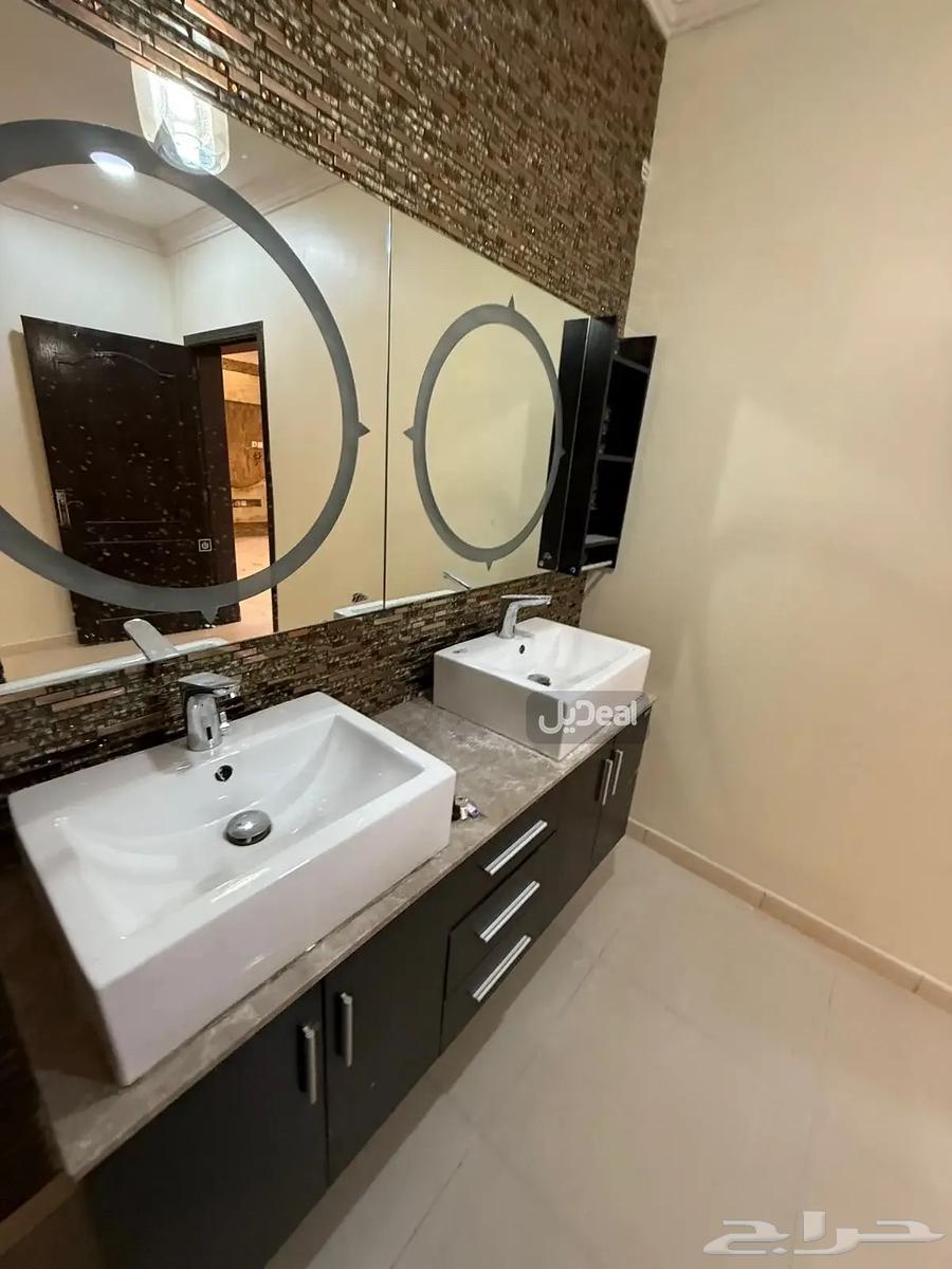 فيلا 7 غرف في الشعلة 5