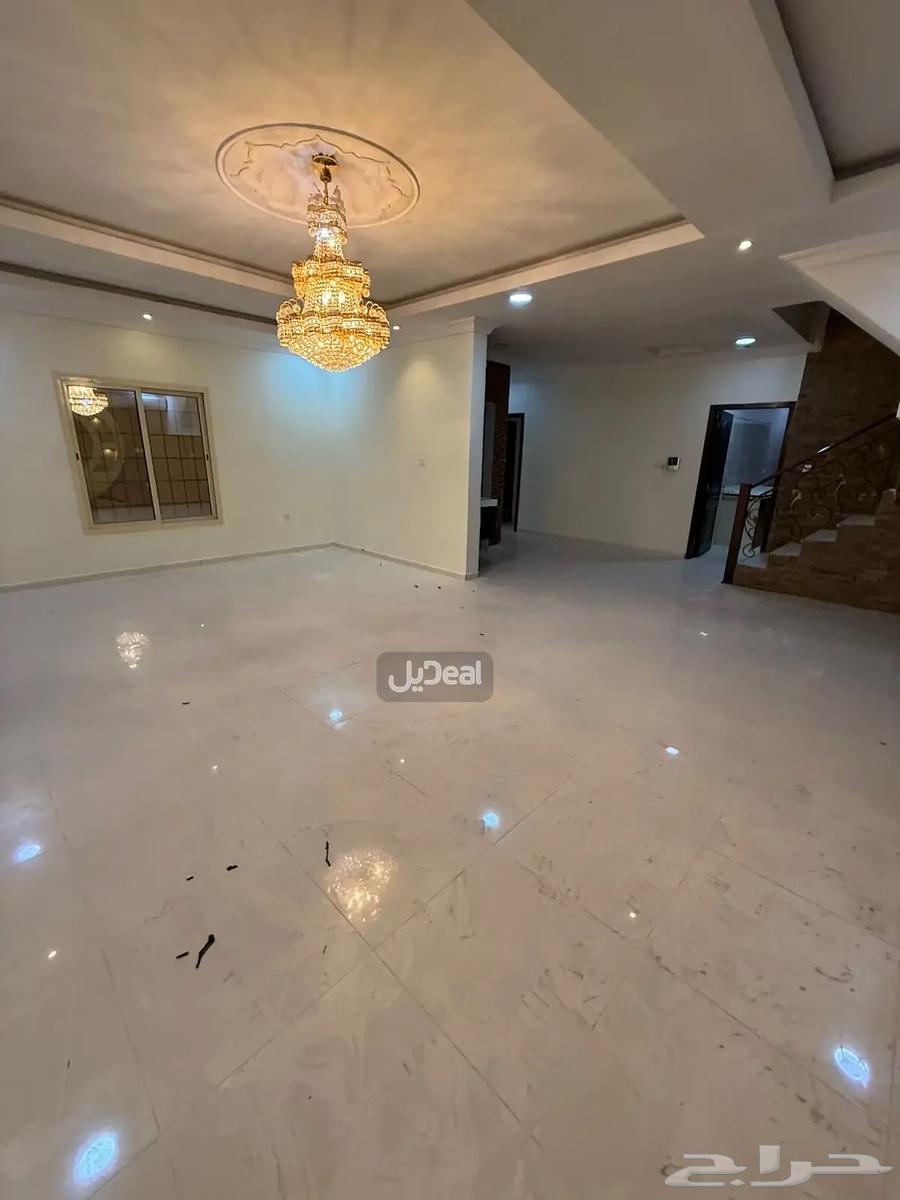 فيلا 7 غرف في الشعلة 7