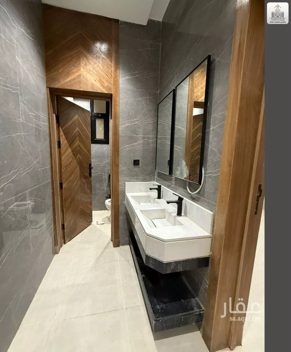 فيلا 7 غرف في عكاظ 2