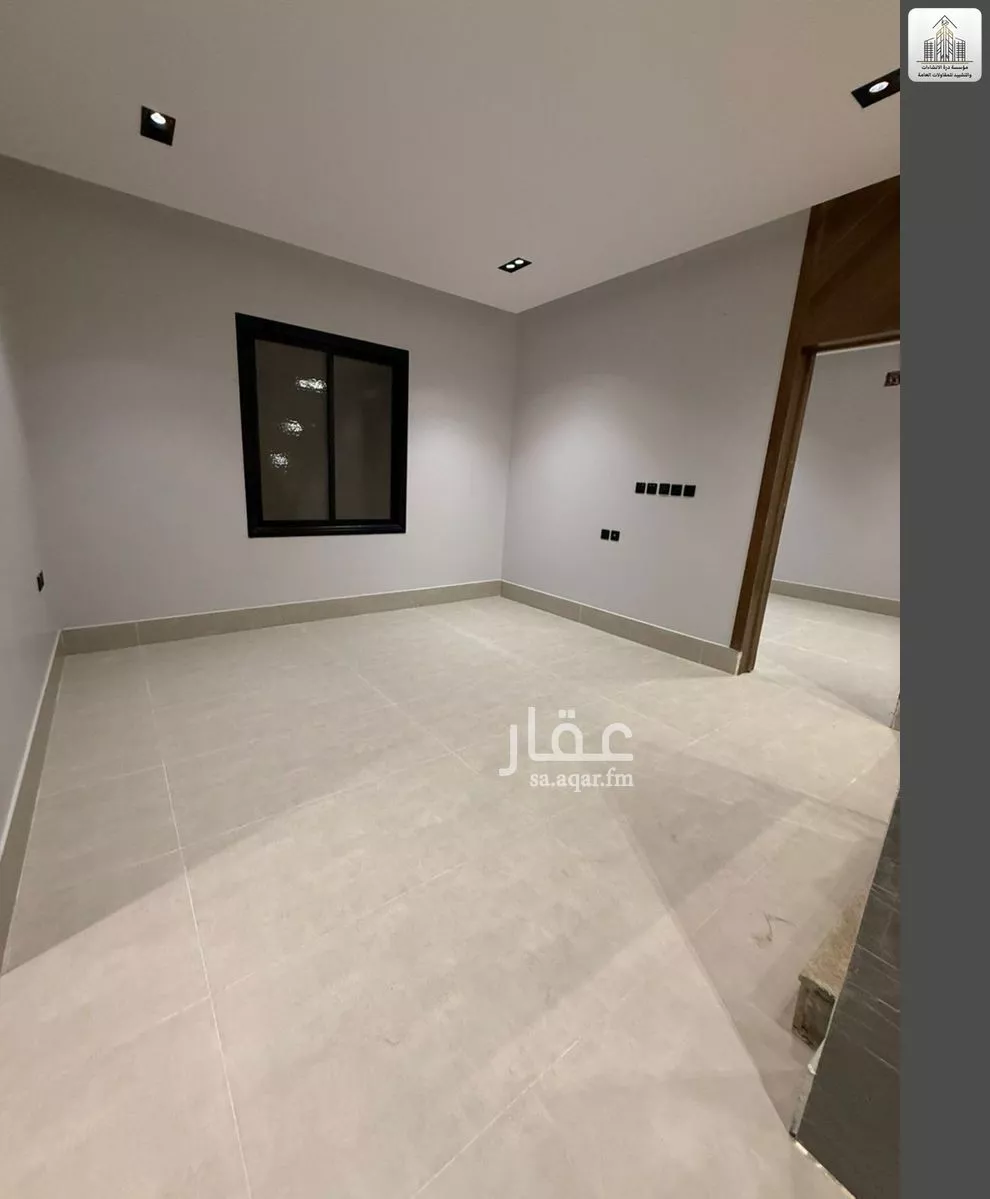 فيلا 7 غرف في عكاظ 9