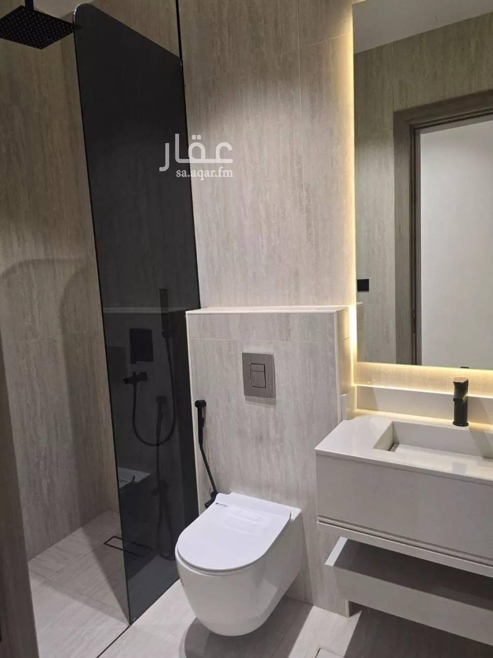 شقة 5 غرف في النهضة 20