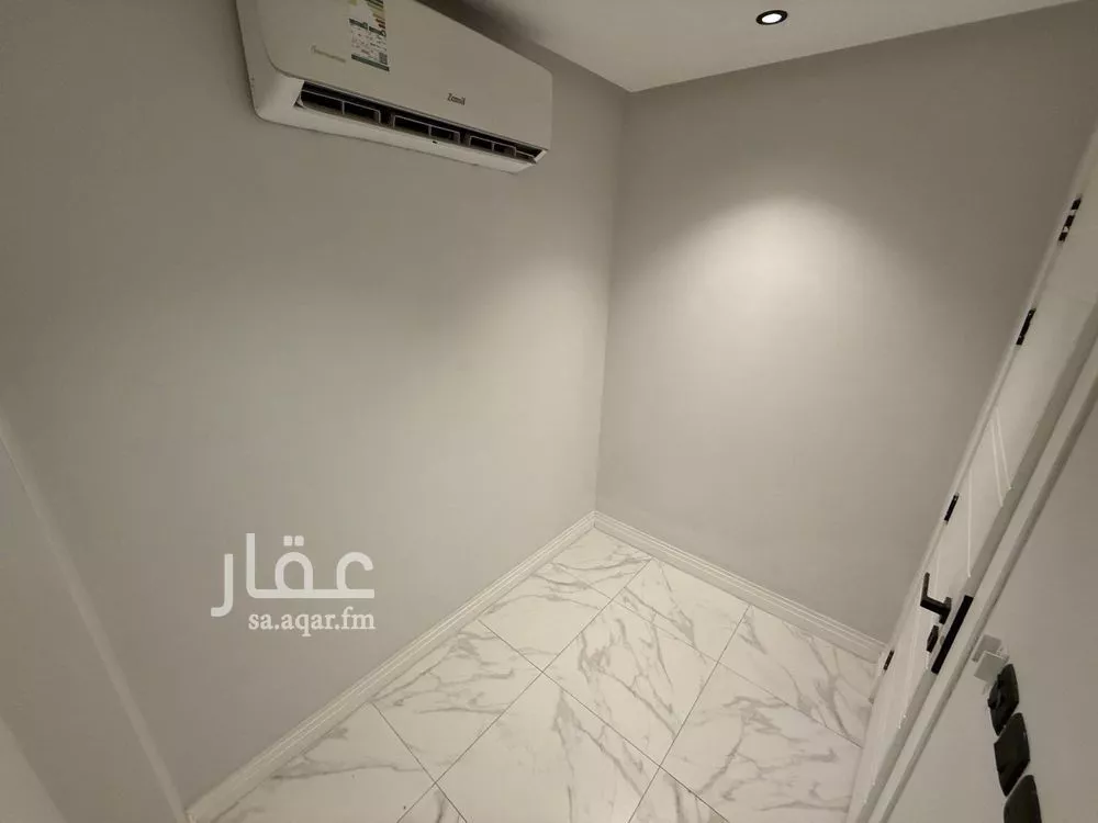 شقة 3 غرف في الملقا 14