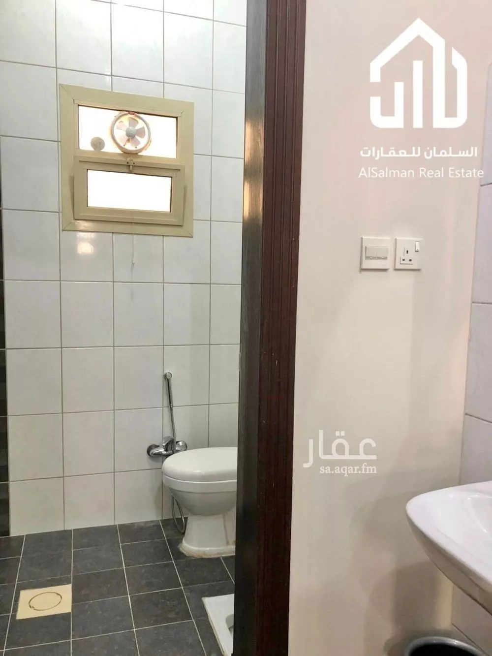 شقة 3 غرف في الملقا 4