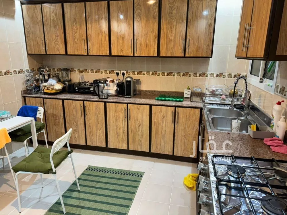 فيلا 7 غرف في النرجس 11