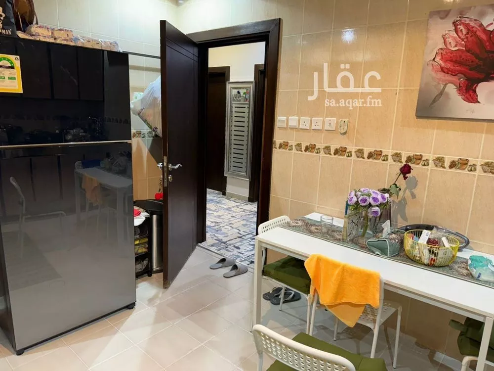 فيلا 7 غرف في النرجس 3