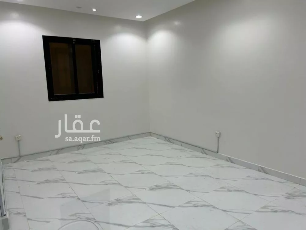 3 bedroom floor in Al Rimal 4
