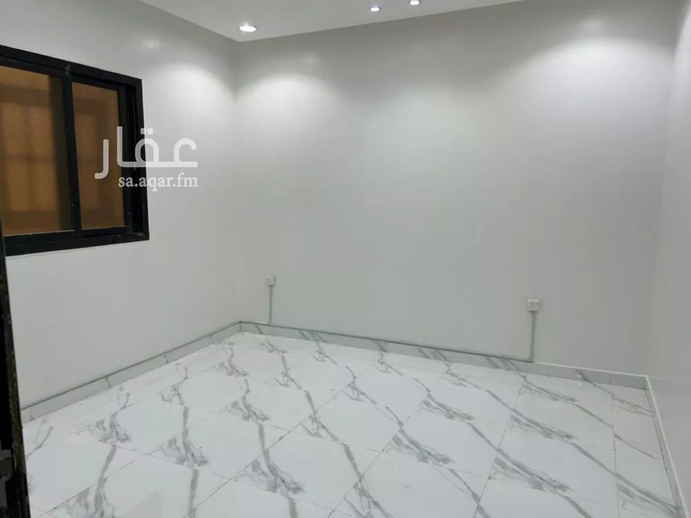 3 bedroom floor in Al Rimal 5