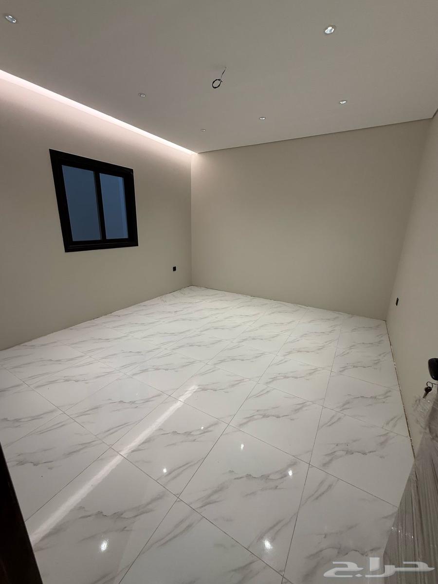 شقة 5 غرف في الرانوناء 4