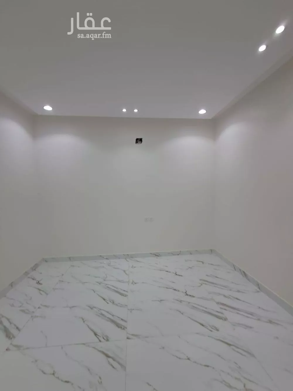 فيلا 6 غرف في العريجاء الغربية 4